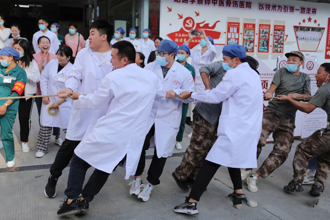 “全民健康日”活動(dòng)-昭通李景鏵中醫(yī)骨傷醫(yī)院